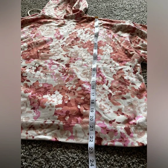 Lou & Grey In Bloom Floral Terry Hoodie - Picture 10 of 10